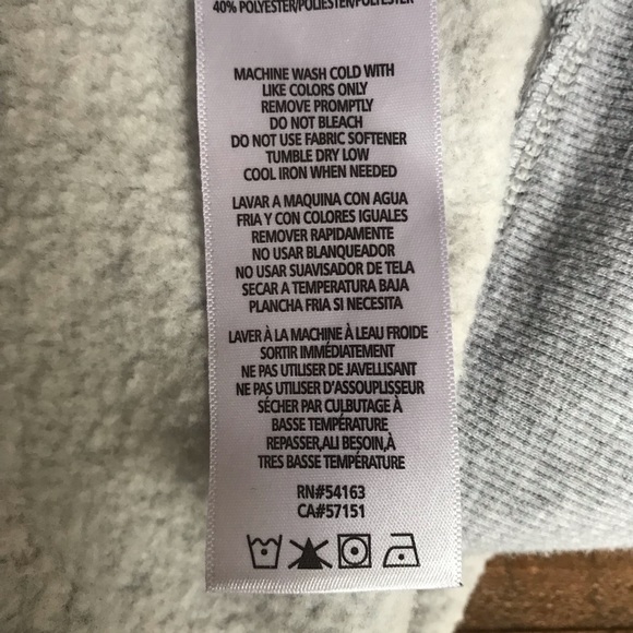 Calvin Klein Sweatshirt - Picture 6 of 6